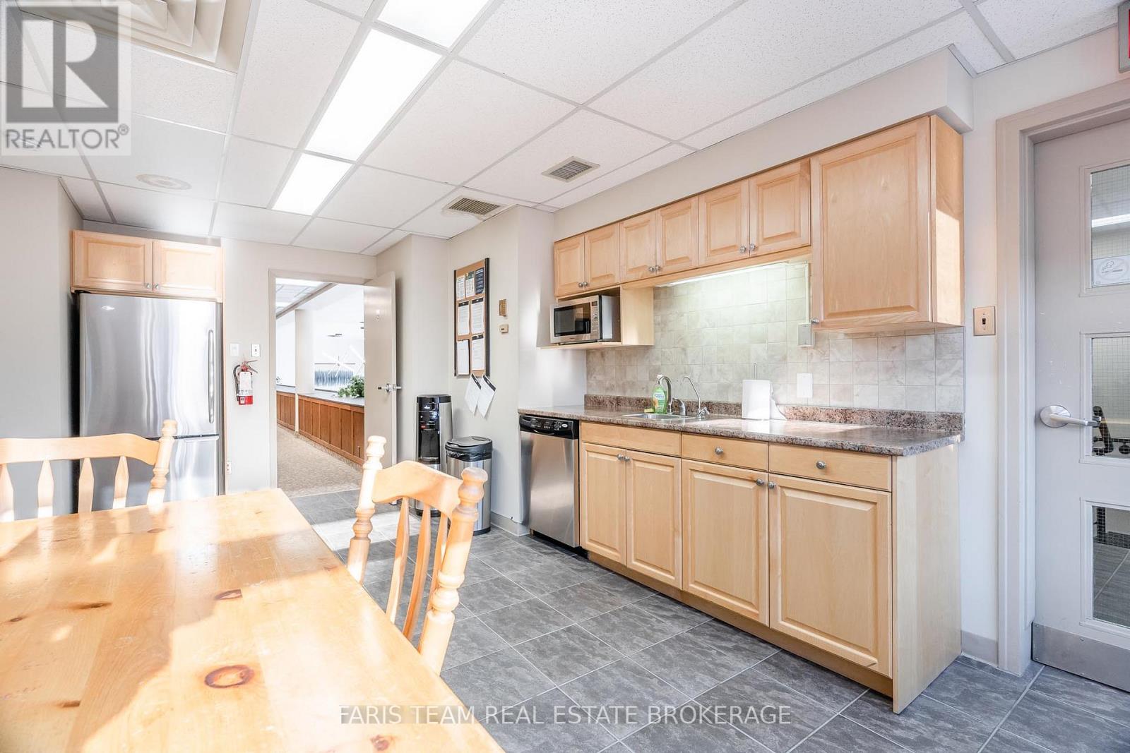 74 Mississaga Street E, Orillia, Ontario  L3V 1V5 - Photo 23 - S12687526