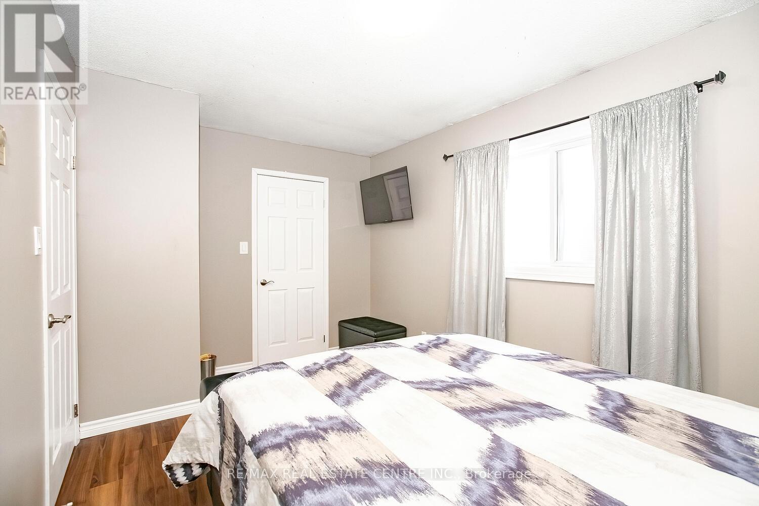 27 - 31 Parkview Drive, Orangeville, Ontario  L9W 4H7 - Photo 16 - W12692782