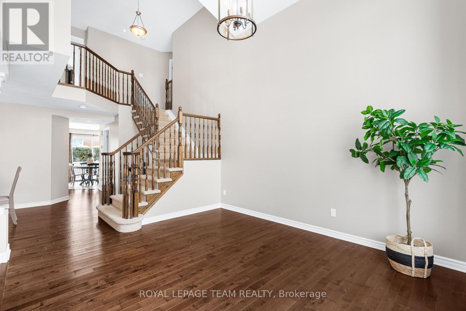 228 Branthaven Street, Ottawa, Ontario  K4A 0H6 - Photo 12 - X12796474