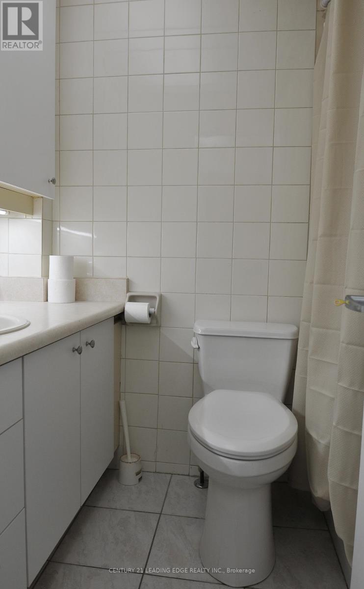 B - 1013 Pape Avenue, Toronto, Ontario  M4K 3V8 - Photo 15 - E12806350