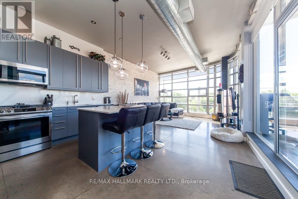 403 - 952 KINGSTON ROAD, Toronto, Ontario