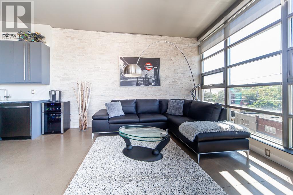 403 - 952 Kingston Road, Toronto, Ontario  M4E 1S7 - Photo 8 - E12806494