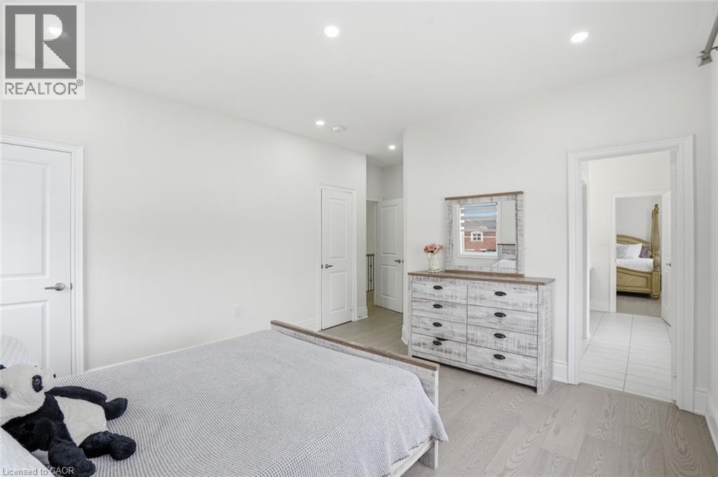 195 Granite Ridge Trail, Waterdown, Ontario  L8B 1Z1 - Photo 29 - 40806567