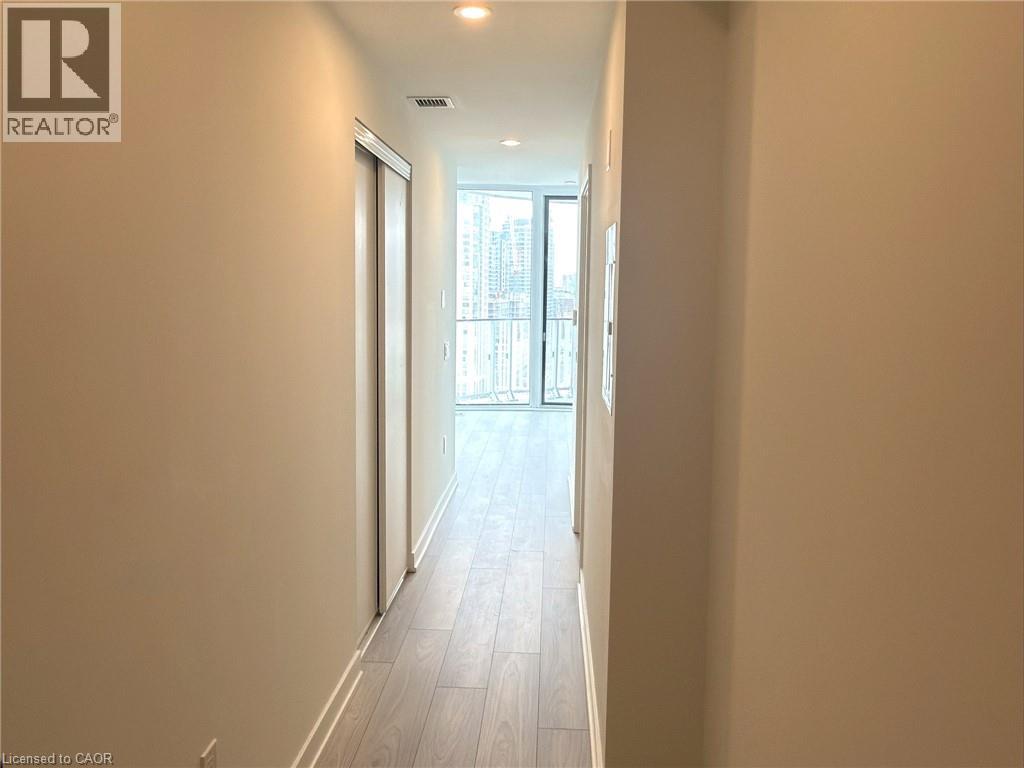 1 Fairview Road Unit# 1709, Mississauga, Ontario  L5A 4C6 - Photo 4 - 40805971