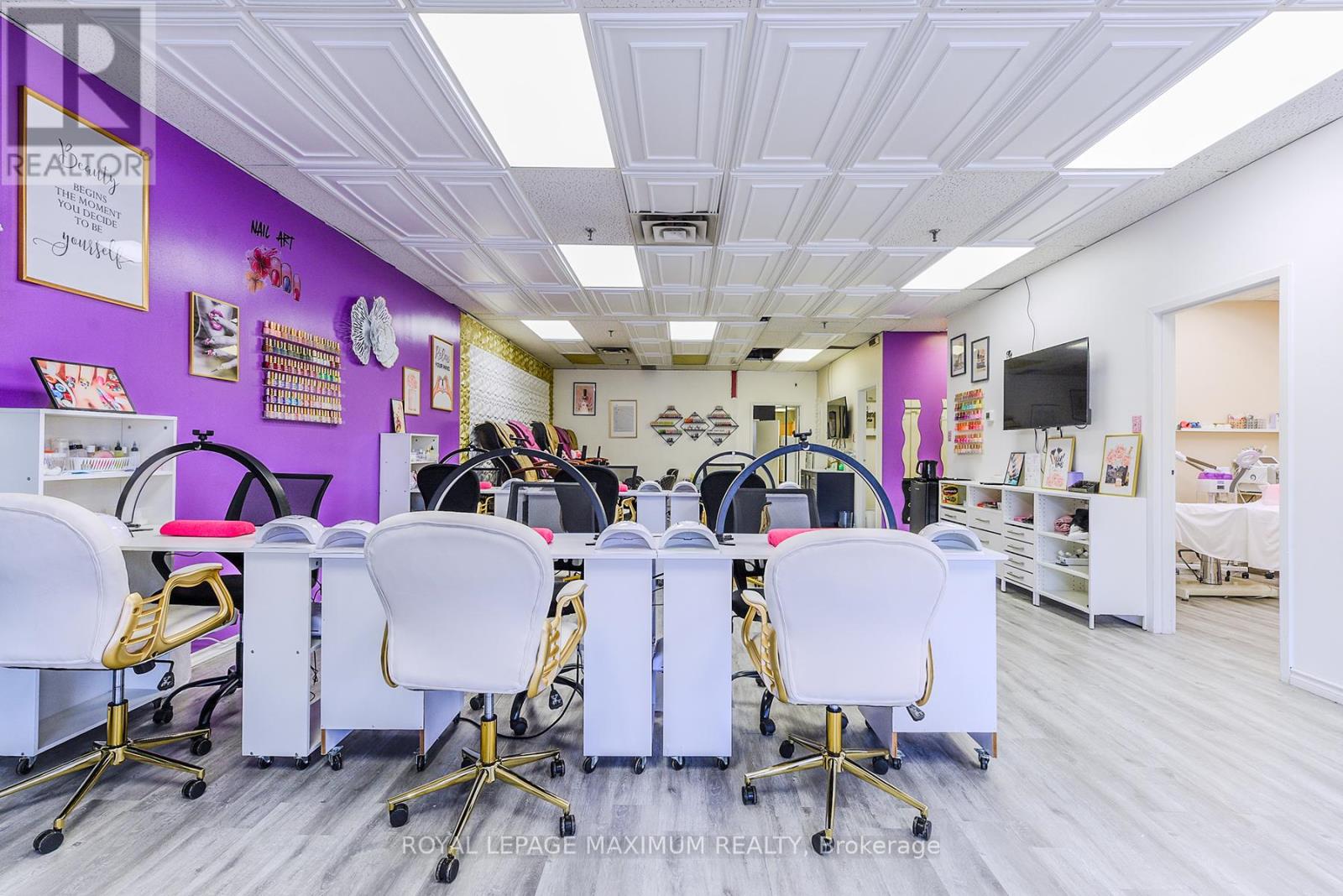 C10 - 4220 Steeles Avenue W, Vaughan, Ontario  L4L 3S8 - Photo 8 - N12806302