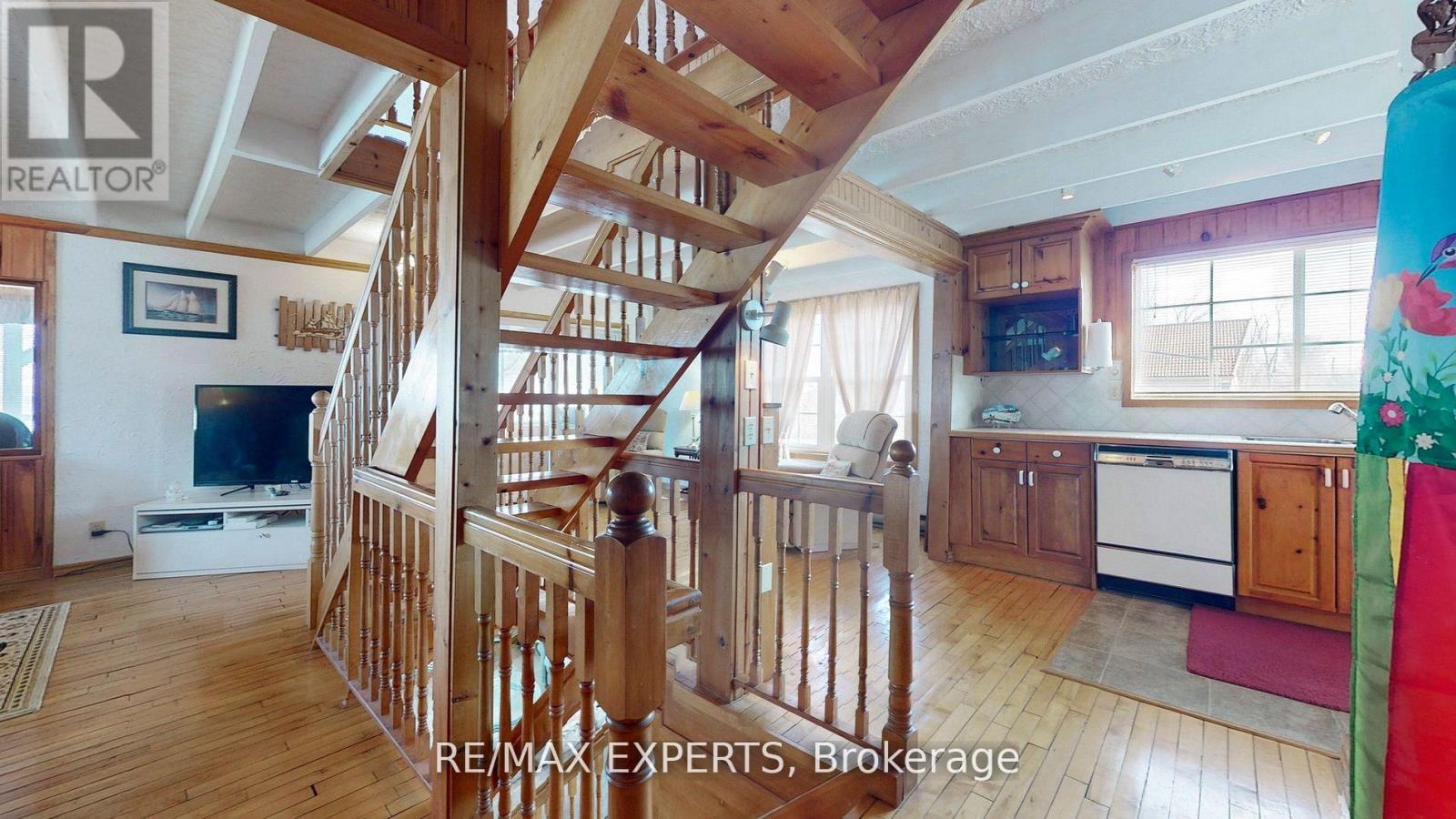 319 Limerick Street, Innisfil, Ontario L0L 1K0 - Photo 19 - N12806396