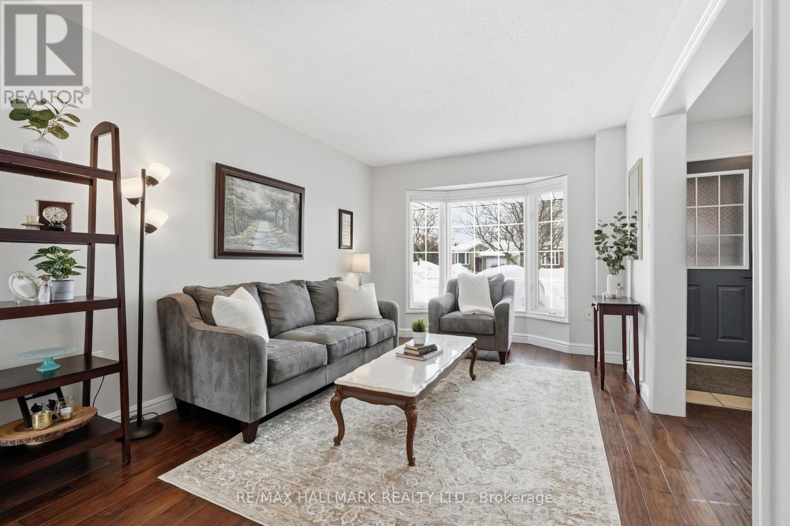 91 Barre Drive, Barrie, Ontario  L4N 7P1 - Photo 6 - S12806358