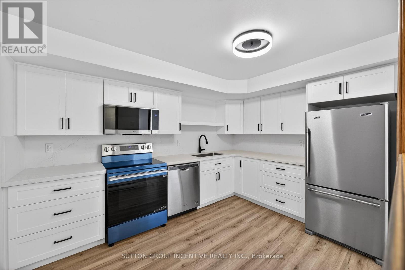 120 D'ambrosio Drive, Barrie, Ontario  L4N 7W3 - Photo 10 - S12806482