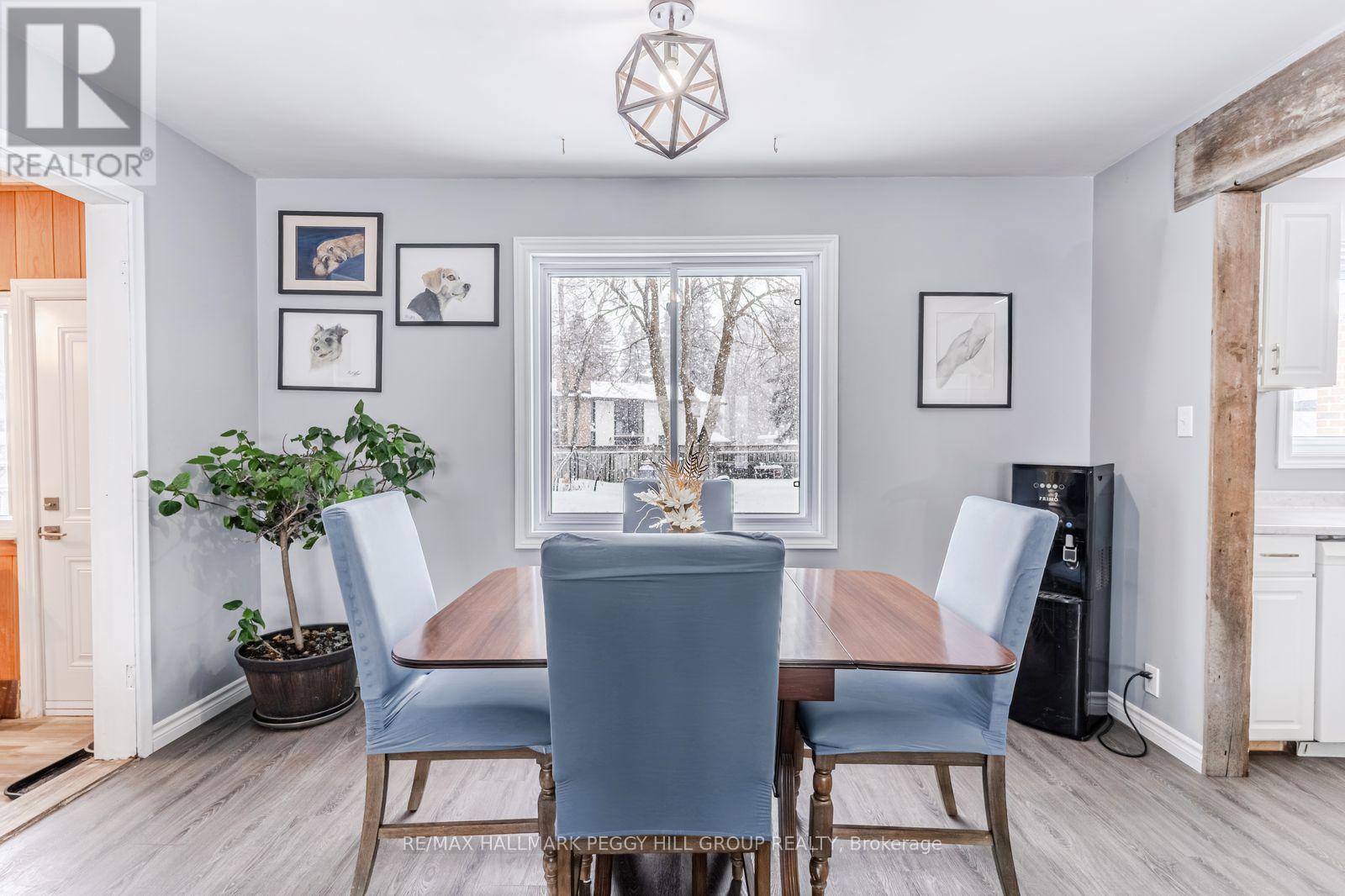 90 Queen Street E, Springwater, Ontario  L0L 1P0 - Photo 5 - S12806492