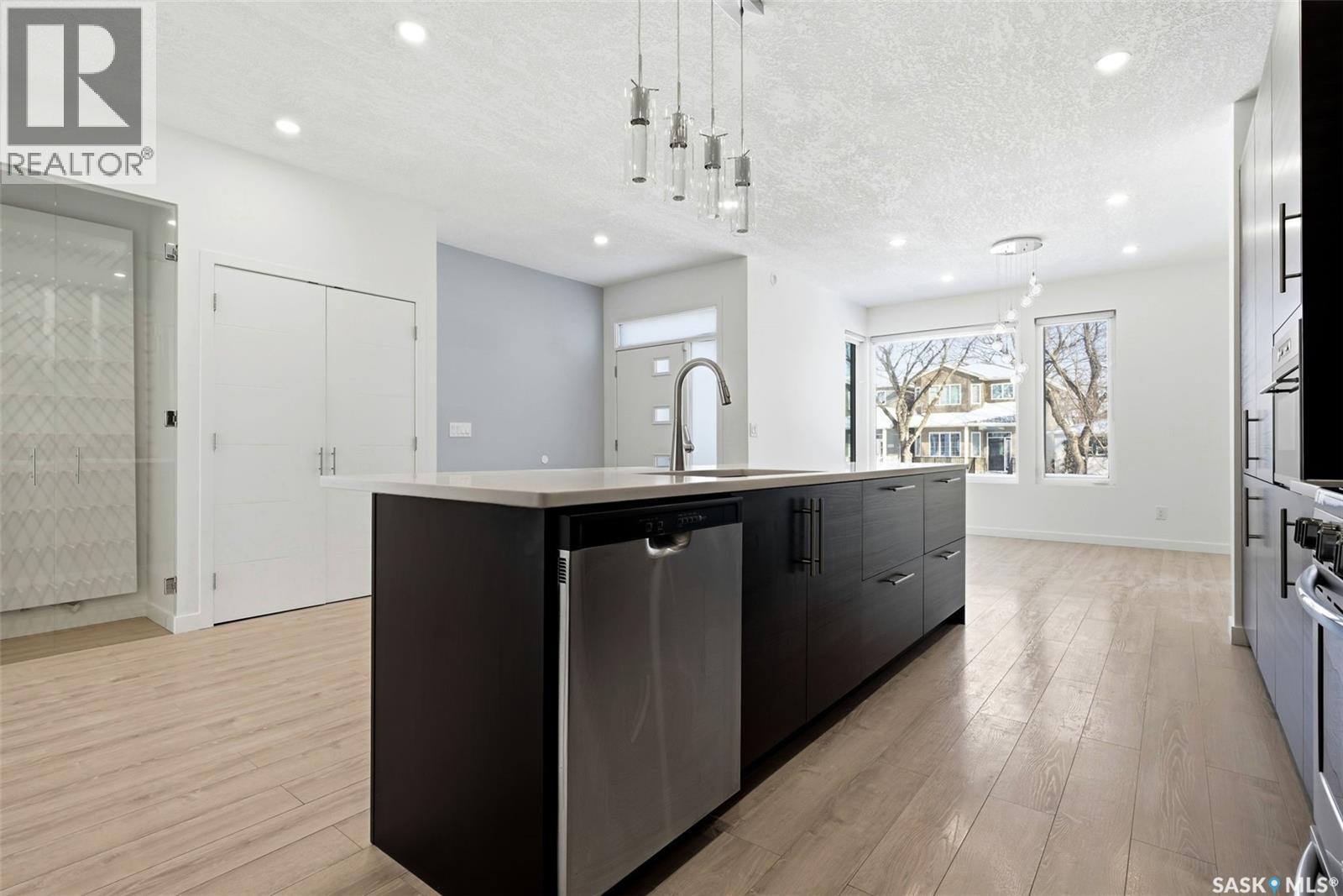 3028 Montague Street, Regina, Saskatchewan  S4S 1Z5 - Photo 10 - SK028941