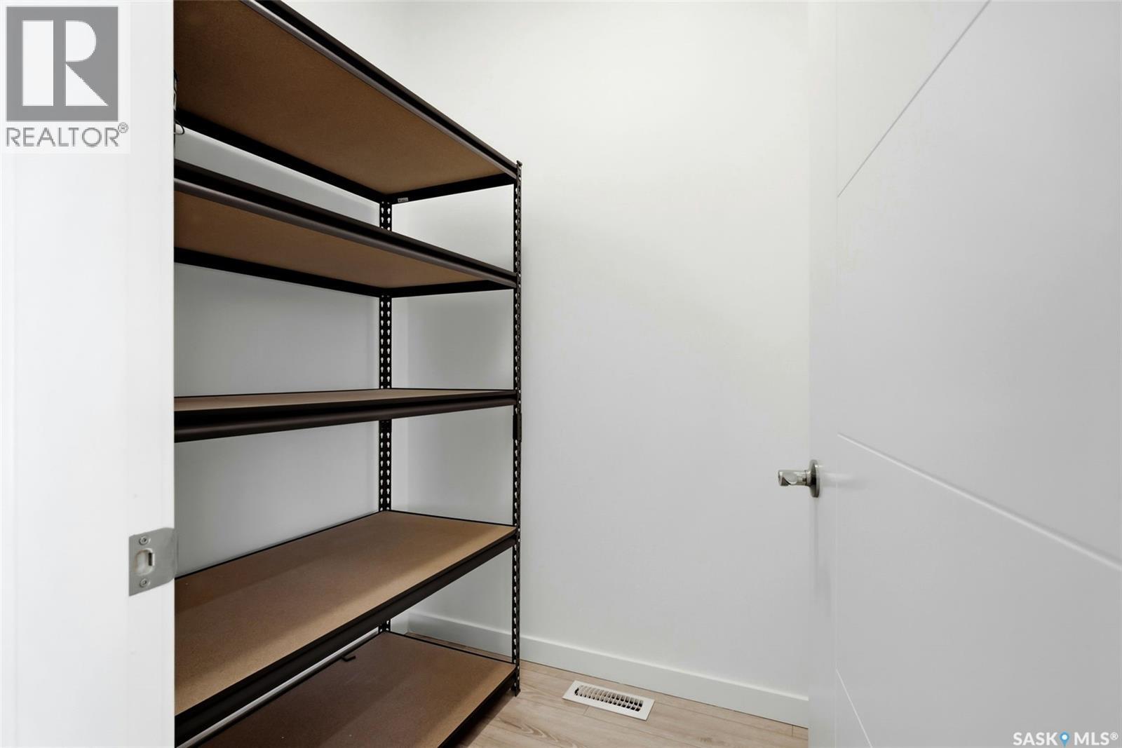 3028 Montague Street, Regina, Saskatchewan  S4S 1Z5 - Photo 31 - SK028941