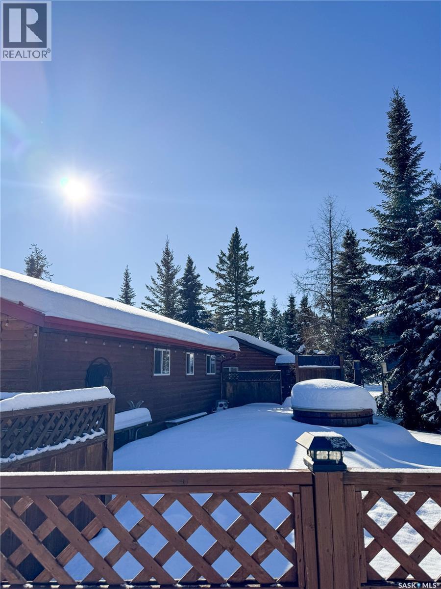 Little Bear Lake Cabin Retreat, Northern Admin District, Saskatchewan  S6V 5Z5 - Photo 4 - SK028937