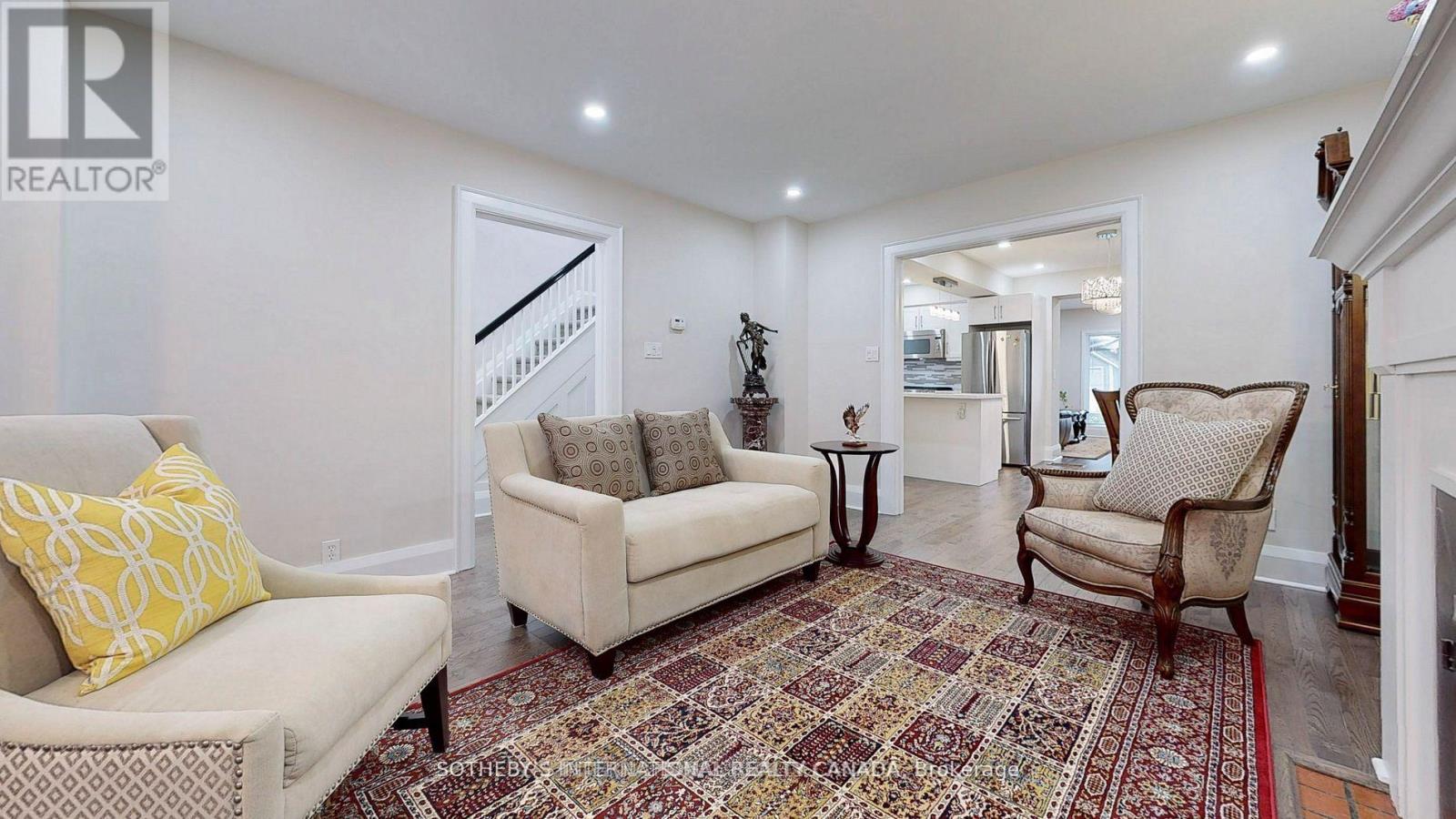 182 Duplex Avenue, Toronto, Ontario  M5P 2A9 - Photo 17 - C12805956