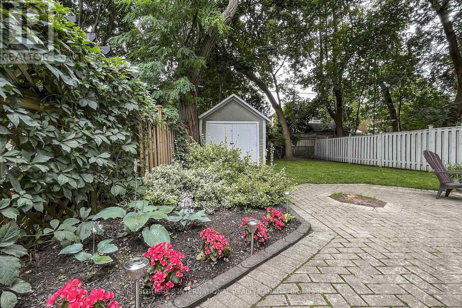 182 Duplex Avenue, Toronto, Ontario  M5P 2A9 - Photo 33 - C12805956