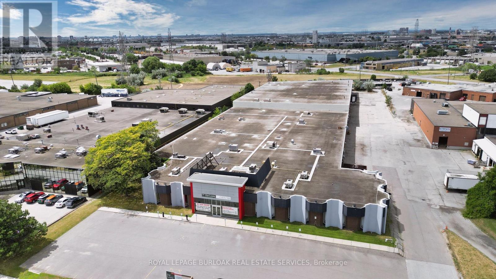 90 RONSON DRIVE, Toronto, Ontario