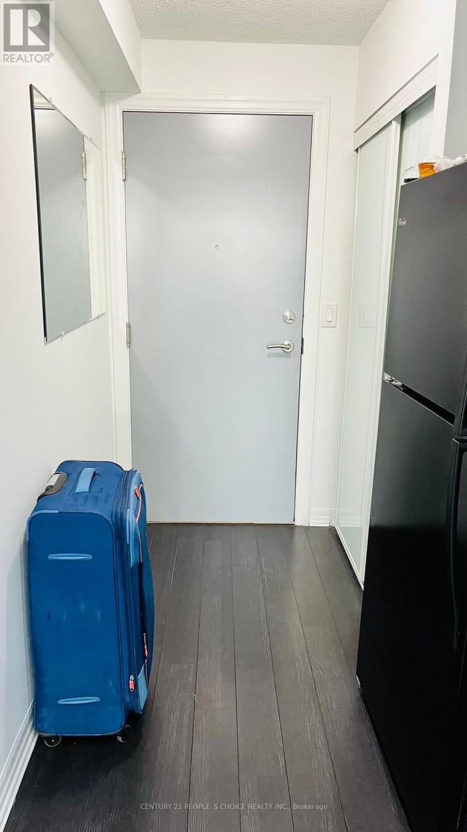 1020 - 80 Esther Lorrie Drive, Toronto, Ontario  M9W 4V1 - Photo 8 - W12806310