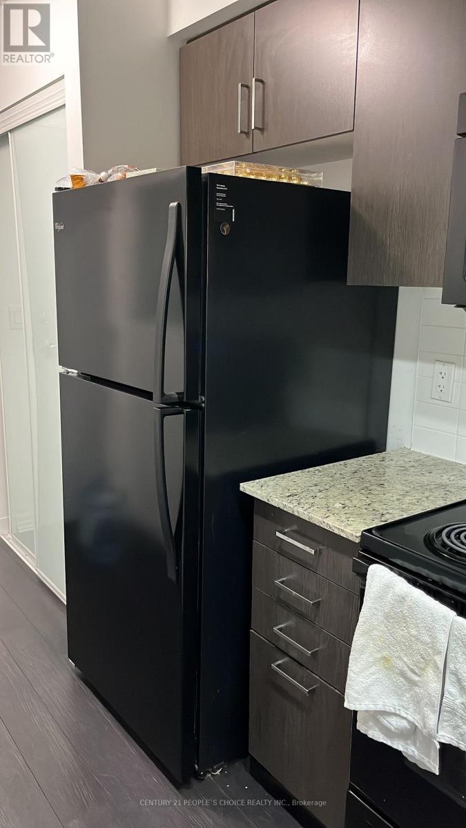 1020 - 80 Esther Lorrie Drive, Toronto, Ontario  M9W 4V1 - Photo 9 - W12806310