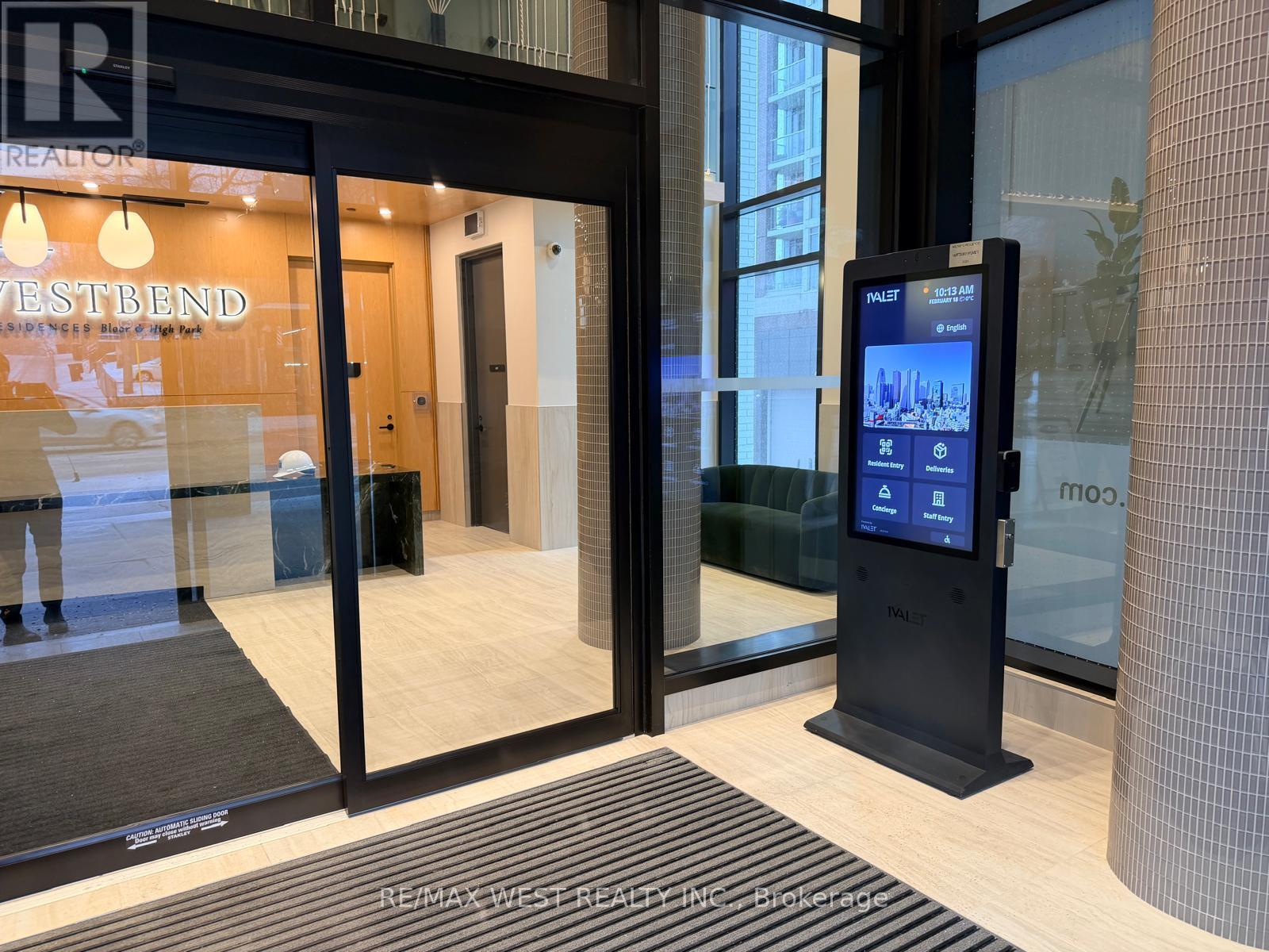 606 - 1660 BLOOR STREET W, Toronto, Ontario