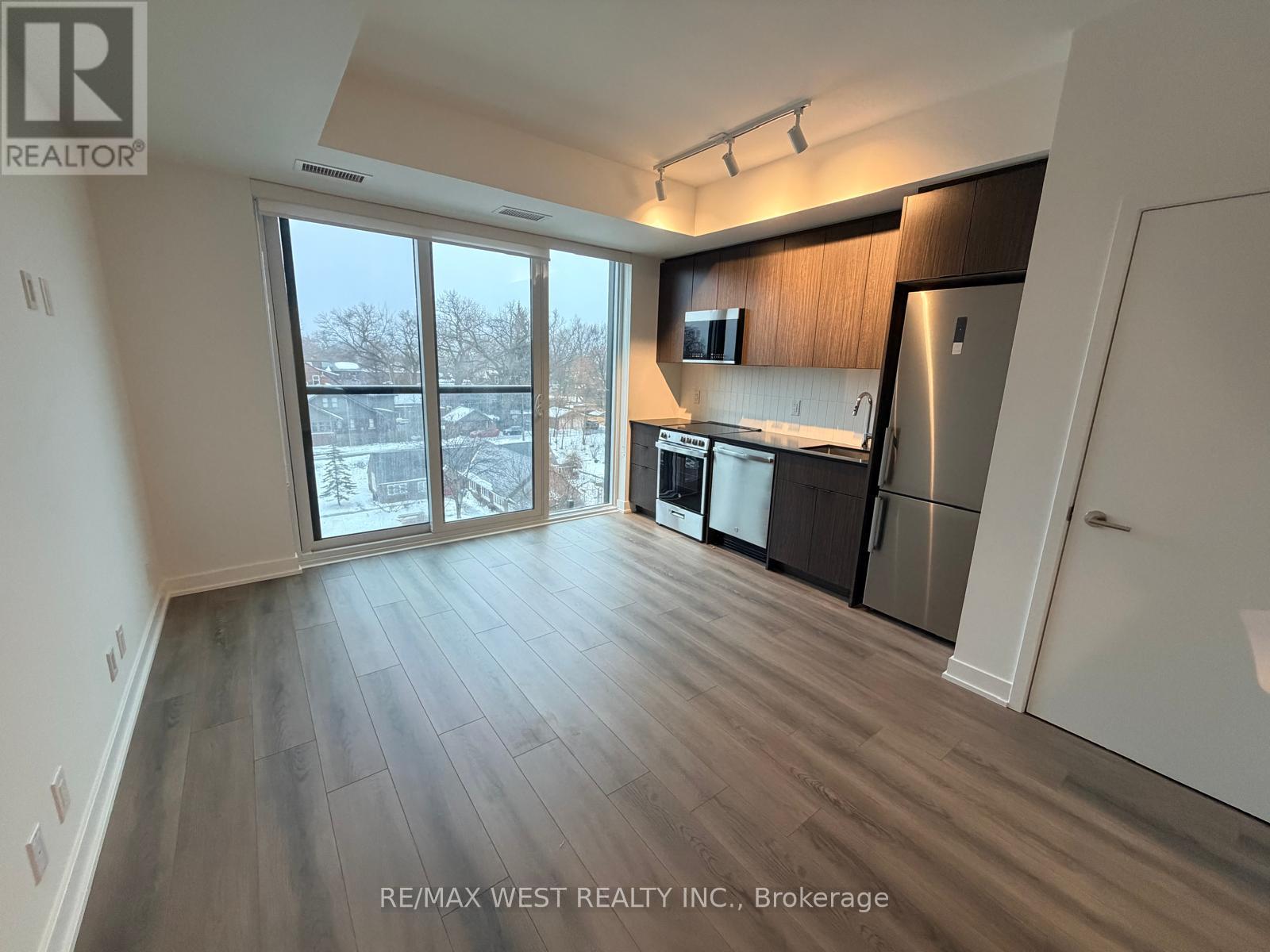 606 - 1660 Bloor Street W, Toronto, Ontario  M6P 1A8 - Photo 14 - W12806344