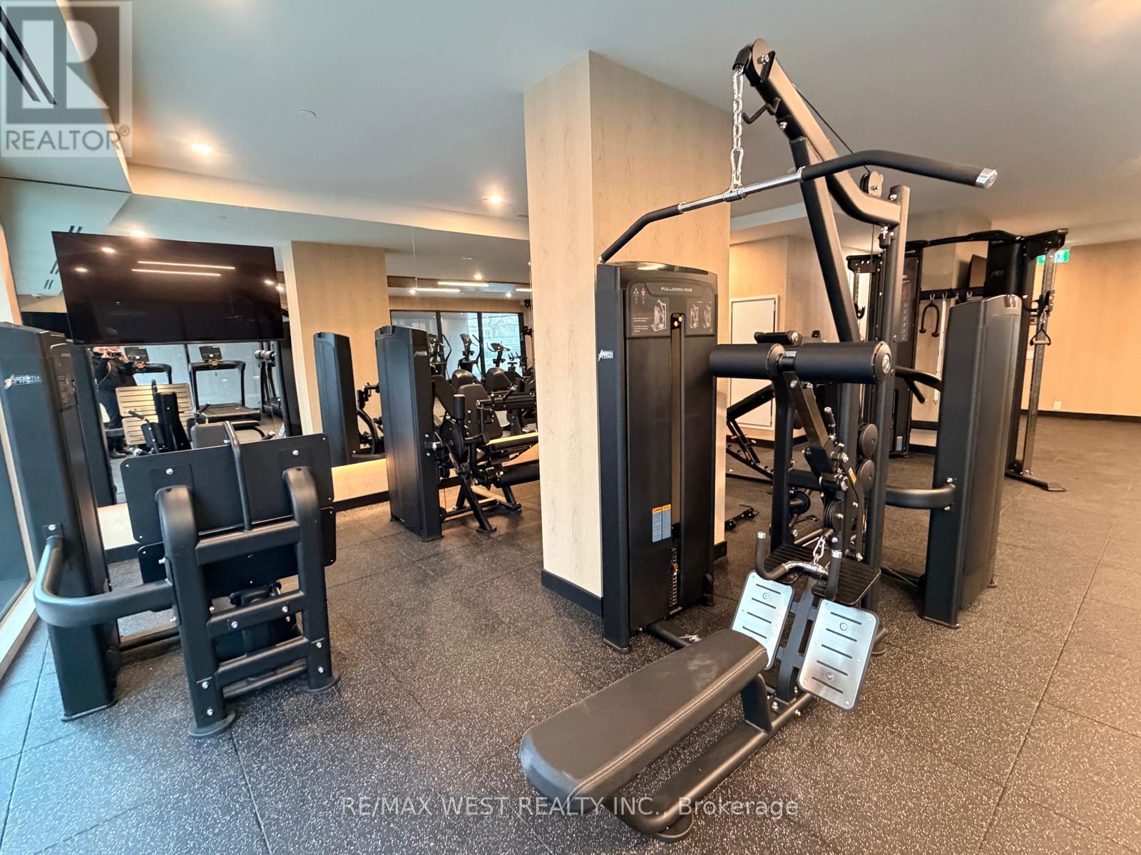 606 - 1660 Bloor Street W, Toronto, Ontario  M6P 1A8 - Photo 23 - W12806344