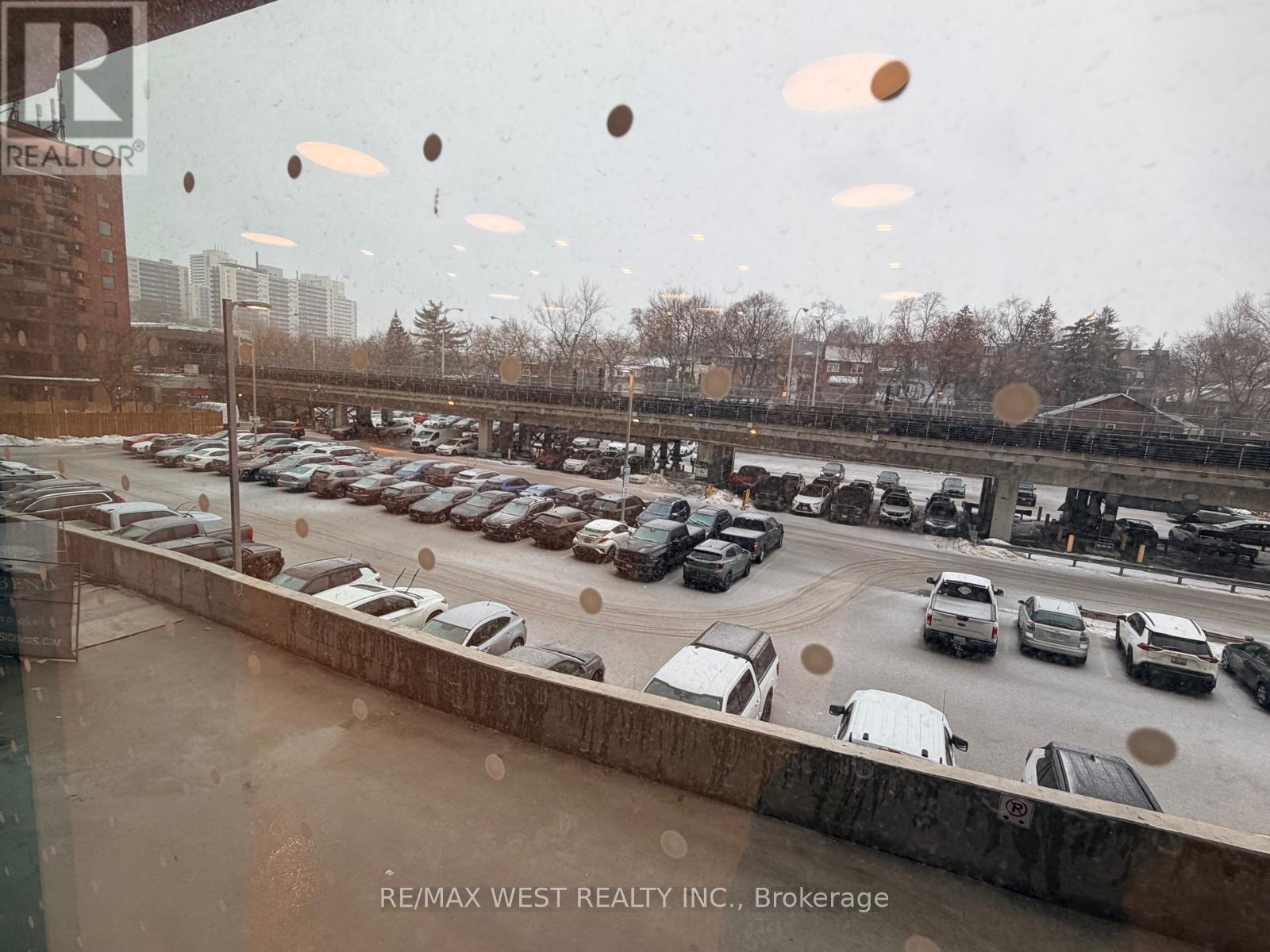 606 - 1660 Bloor Street W, Toronto, Ontario  M6P 1A8 - Photo 26 - W12806344