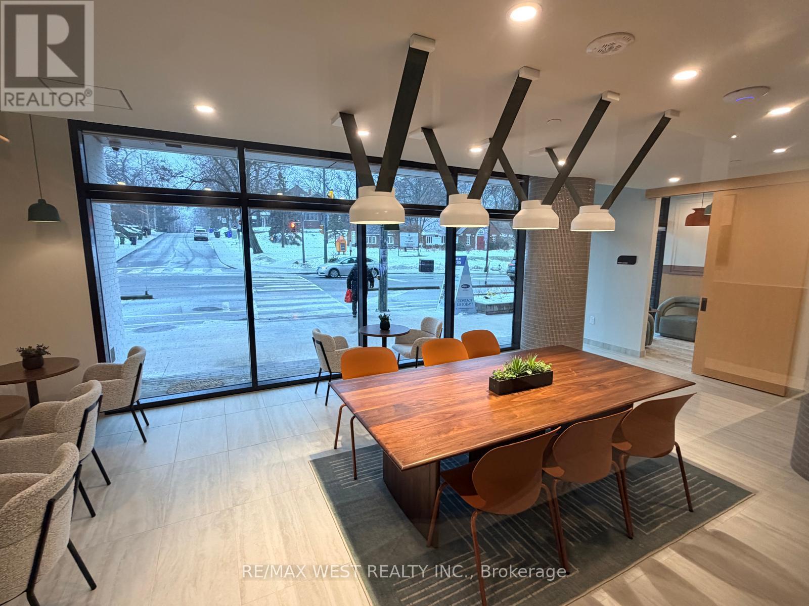 606 - 1660 Bloor Street W, Toronto, Ontario  M6P 1A8 - Photo 6 - W12806344