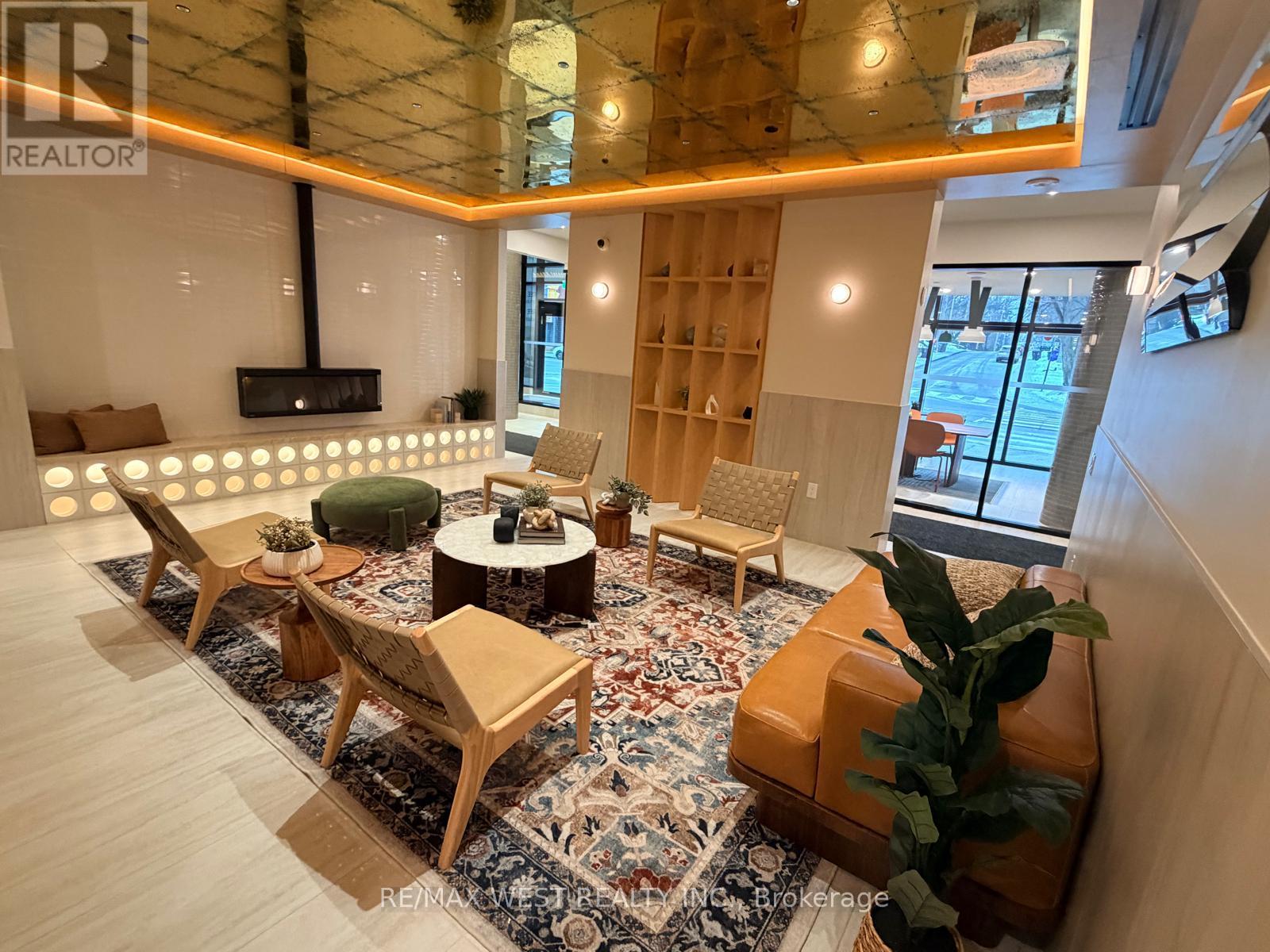 606 - 1660 Bloor Street W, Toronto, Ontario  M6P 1A8 - Photo 8 - W12806344