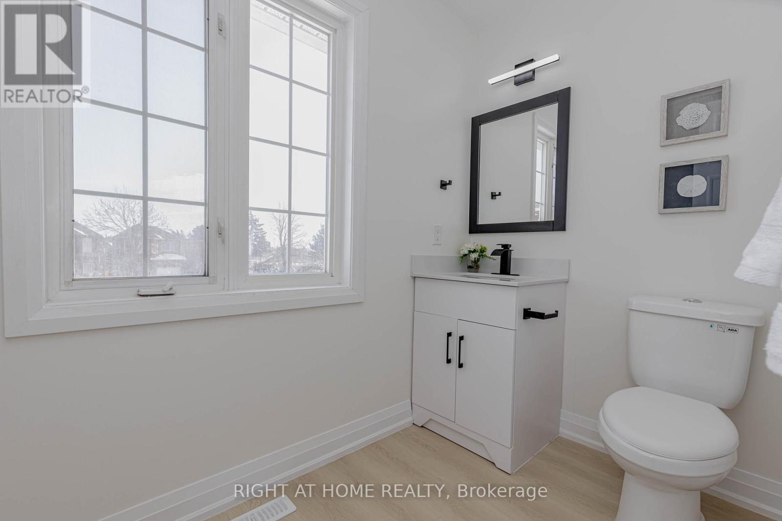 21 Carabram Court, Brampton, Ontario  L6X 4M2 - Photo 38 - W12806364