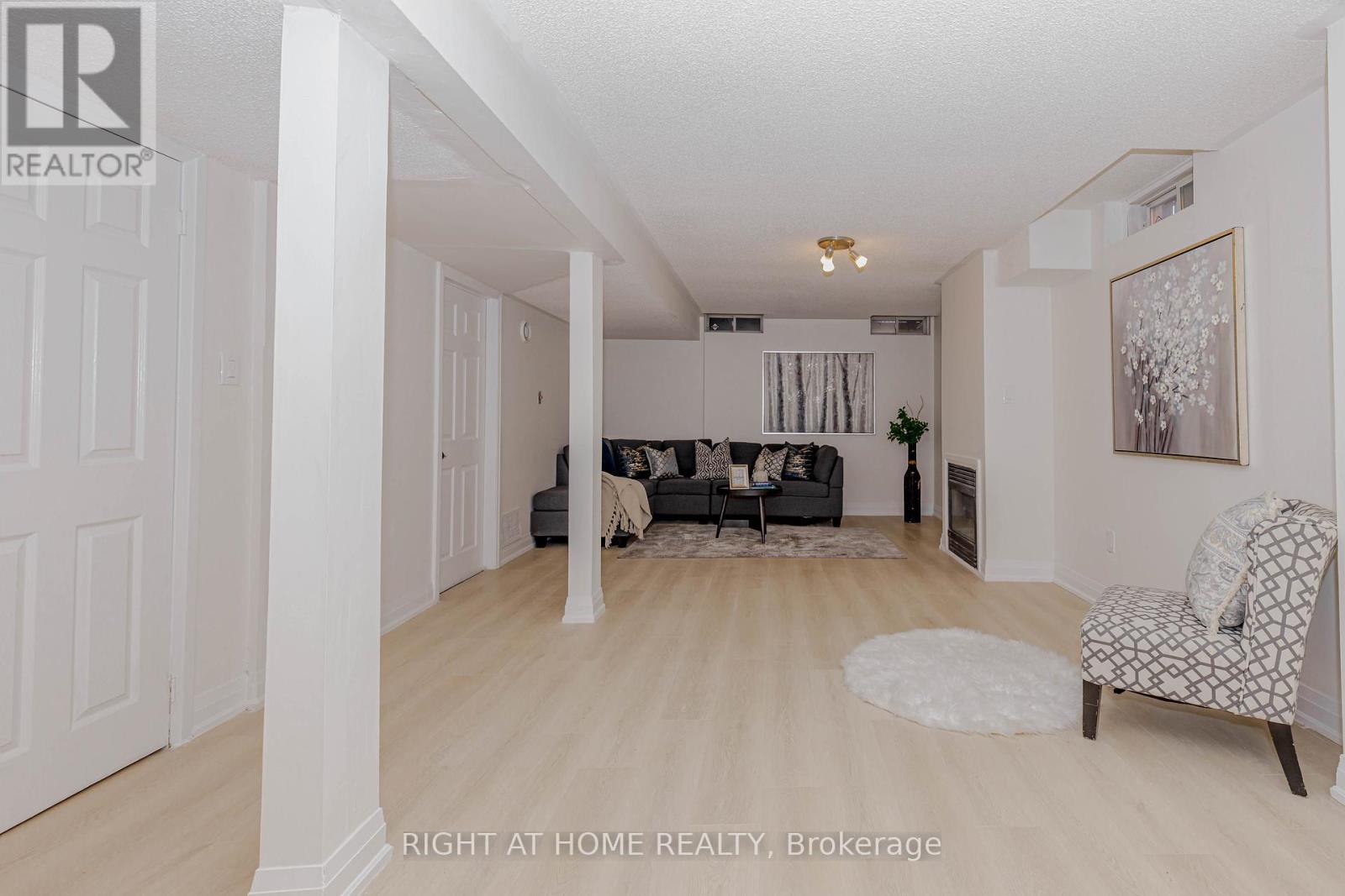 21 Carabram Court, Brampton, Ontario  L6X 4M2 - Photo 41 - W12806364