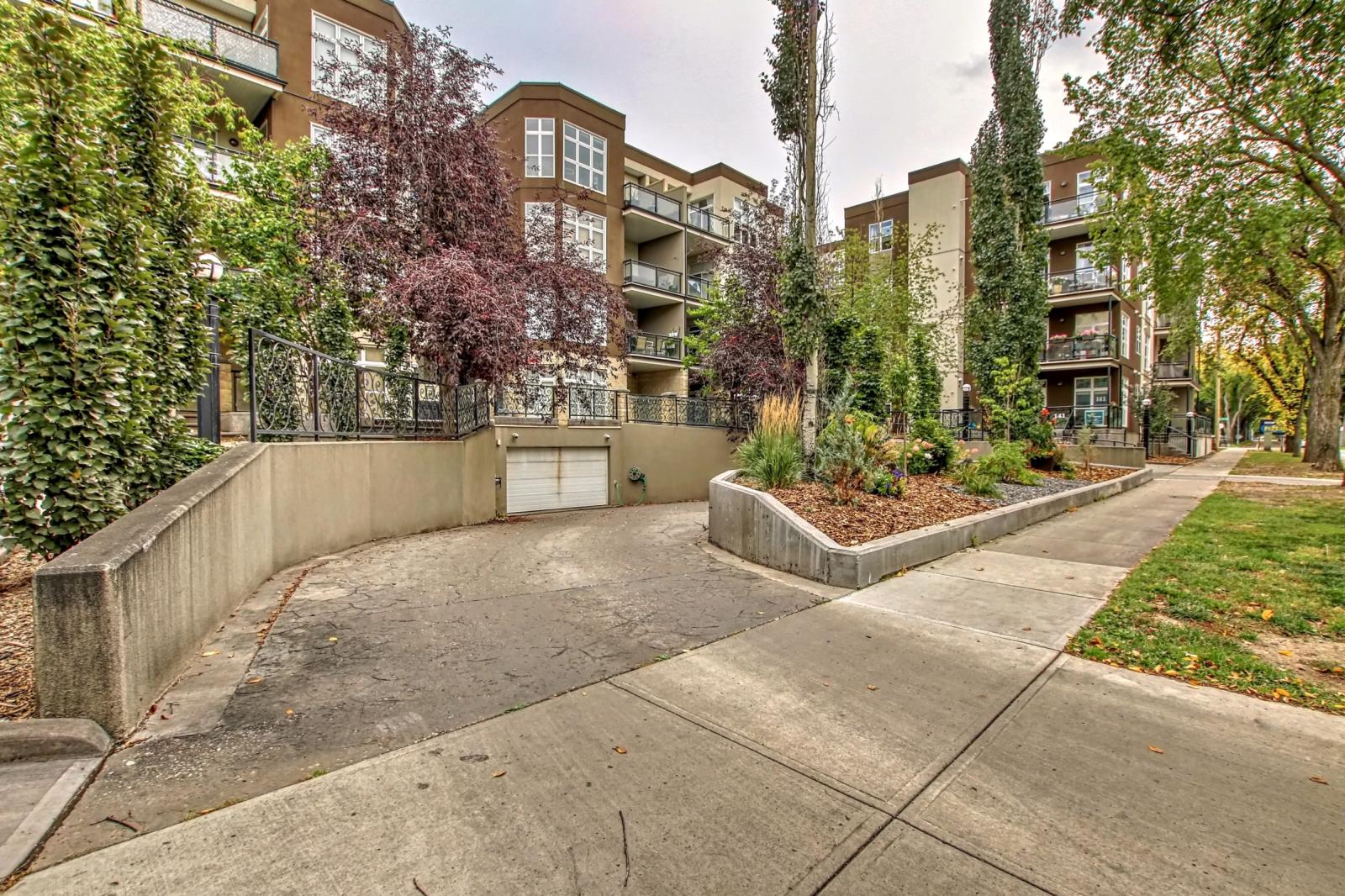 155 10411  122 Street, Edmonton, Alberta