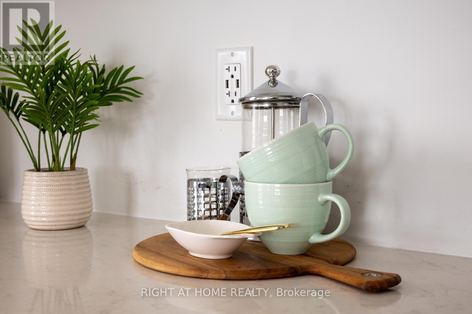 402 - 50 Lakebreeze Drive, Clarington, Ontario  L1B 0V9 - Photo 10 - E12806514