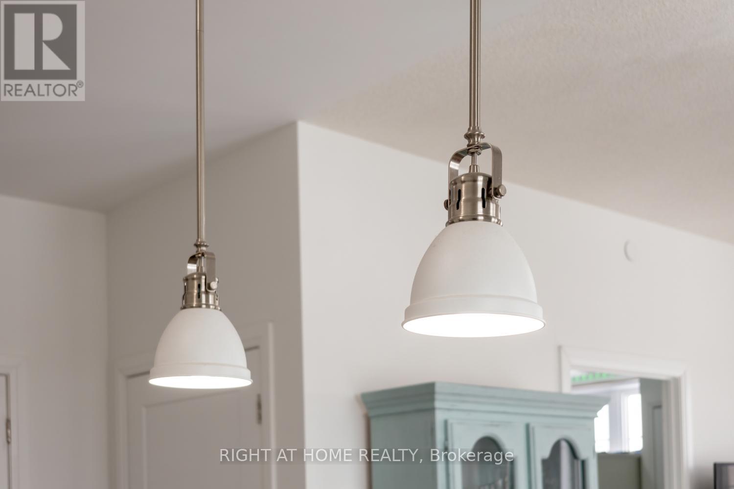 402 - 50 Lakebreeze Drive, Clarington, Ontario  L1B 0V9 - Photo 12 - E12806514