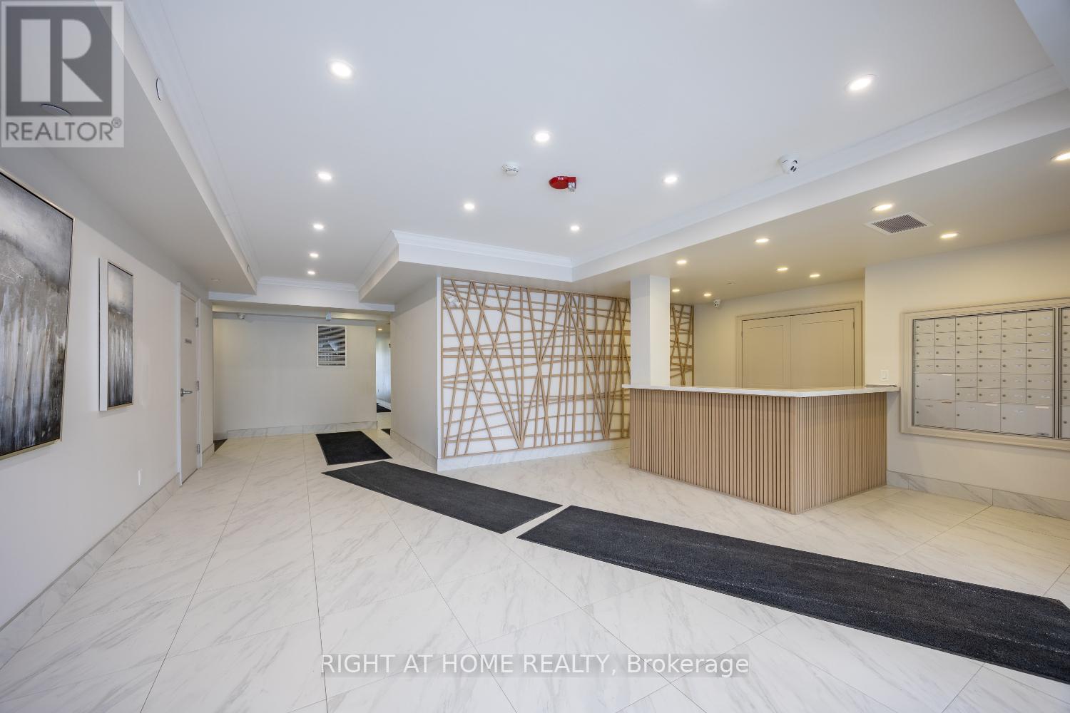 402 - 50 Lakebreeze Drive, Clarington, Ontario  L1B 0V9 - Photo 3 - E12806514