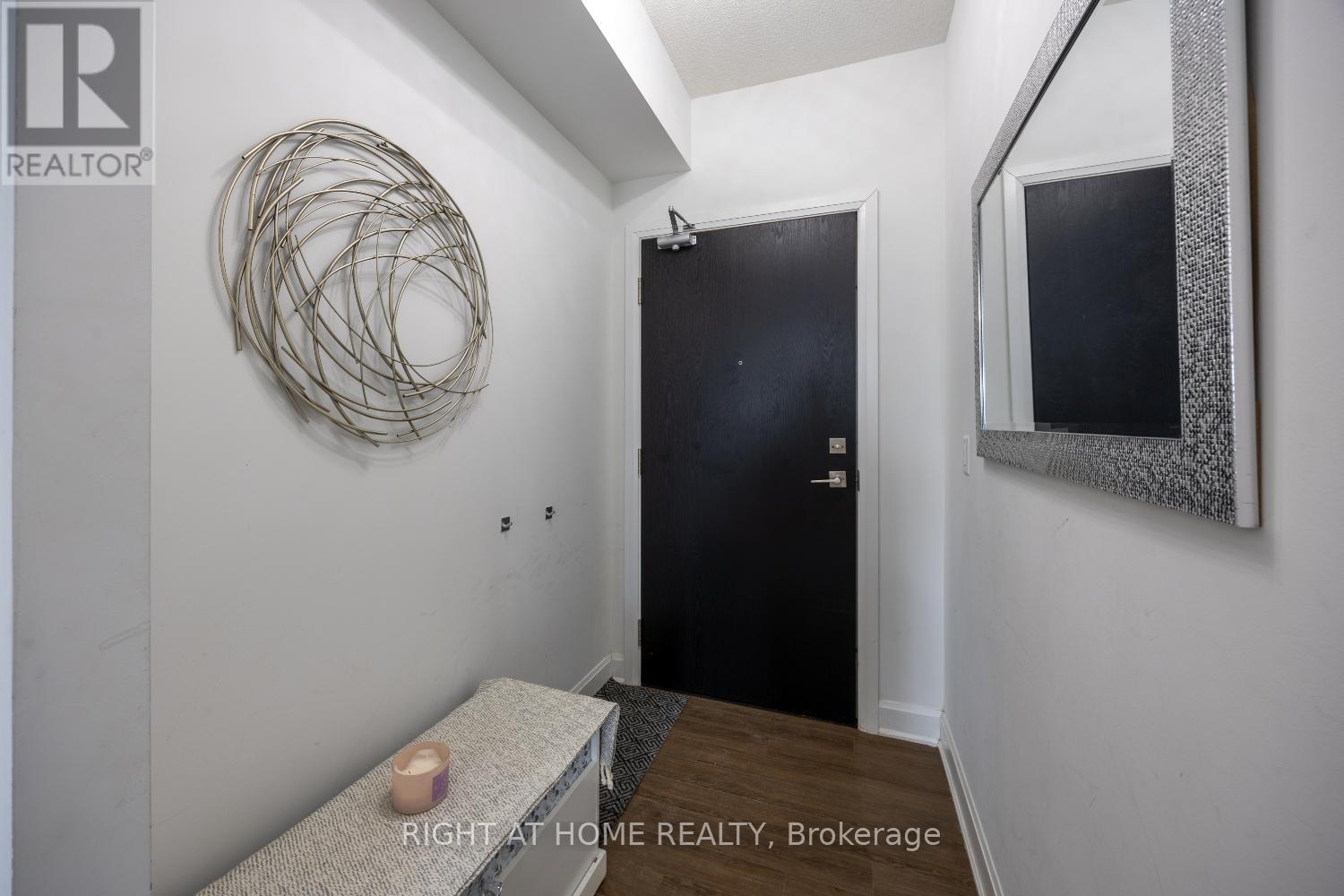 402 - 50 Lakebreeze Drive, Clarington, Ontario  L1B 0V9 - Photo 7 - E12806514