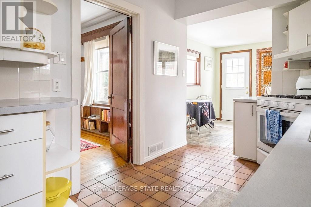 131 Barclay Street, Hamilton, Ontario  L8S 1P6 - Photo 12 - X12806346