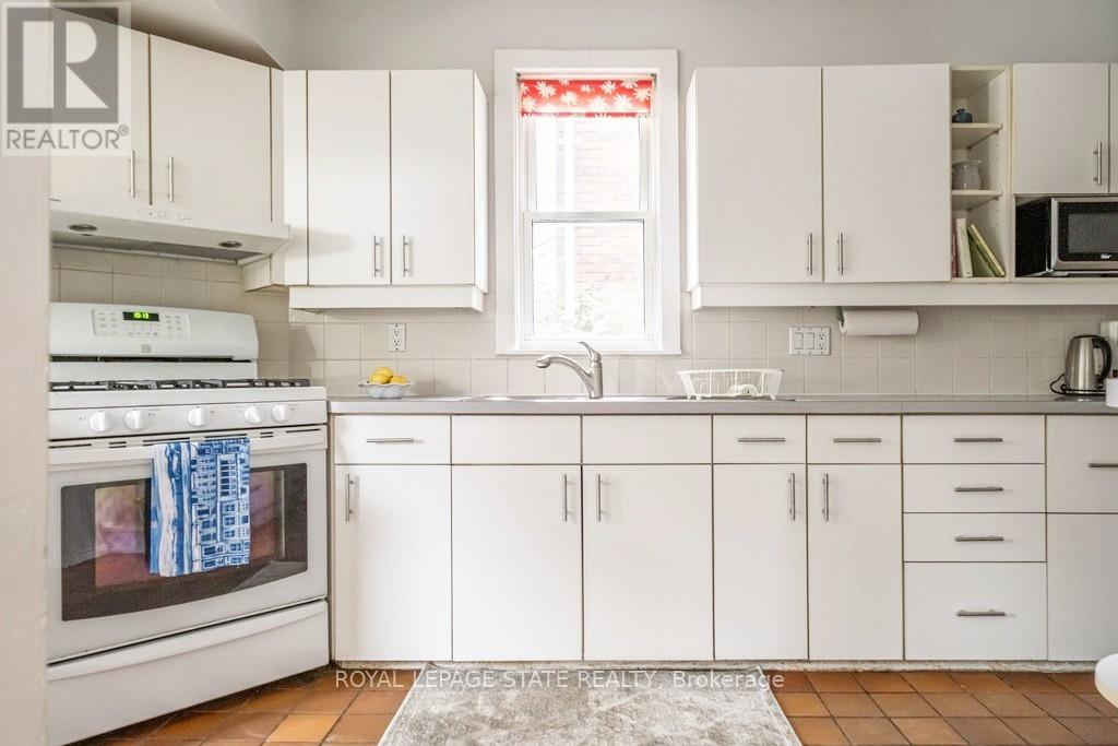 131 Barclay Street, Hamilton, Ontario  L8S 1P6 - Photo 13 - X12806346