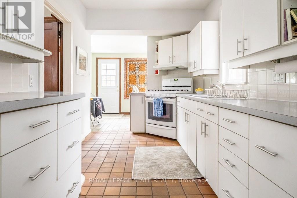 131 Barclay Street, Hamilton, Ontario  L8S 1P6 - Photo 15 - X12806346