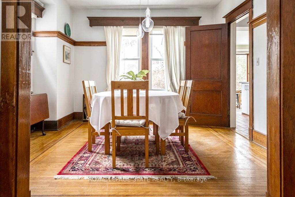 131 Barclay Street, Hamilton, Ontario  L8S 1P6 - Photo 8 - X12806346