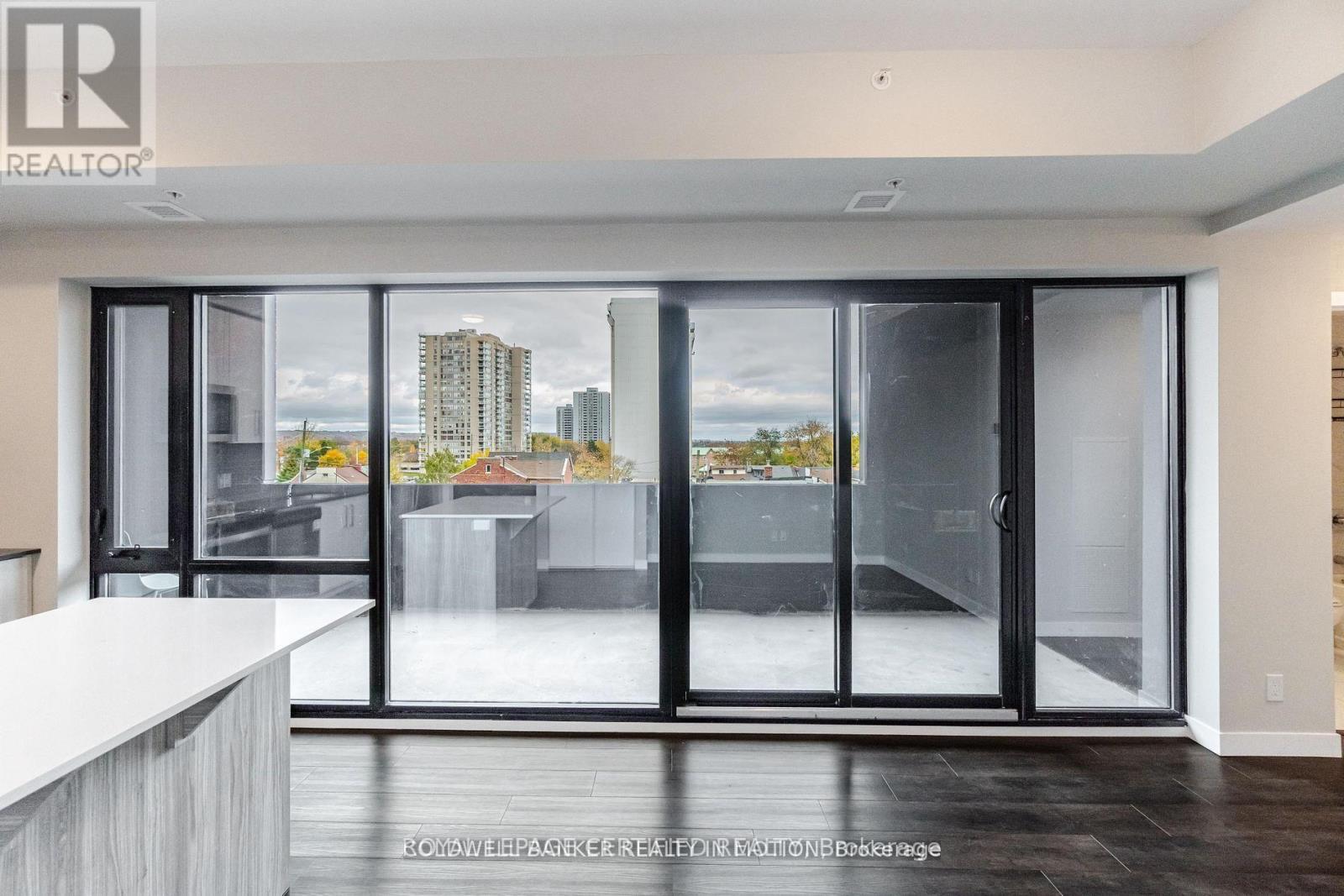 303 - 15 Queen Street S, Hamilton, Ontario  L8P 0C6 - Photo 23 - X12806412