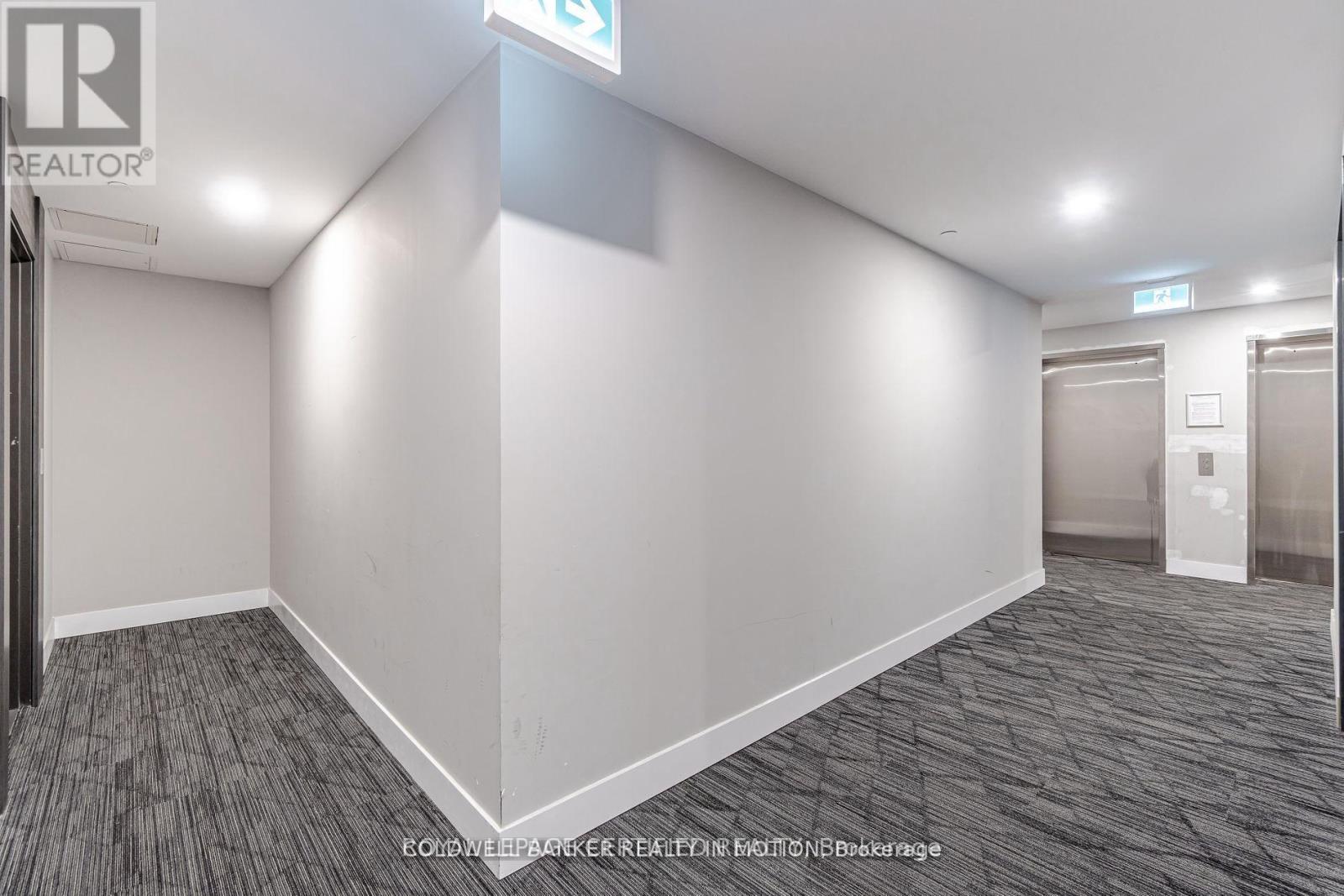 303 - 15 Queen Street S, Hamilton, Ontario  L8P 0C6 - Photo 4 - X12806412