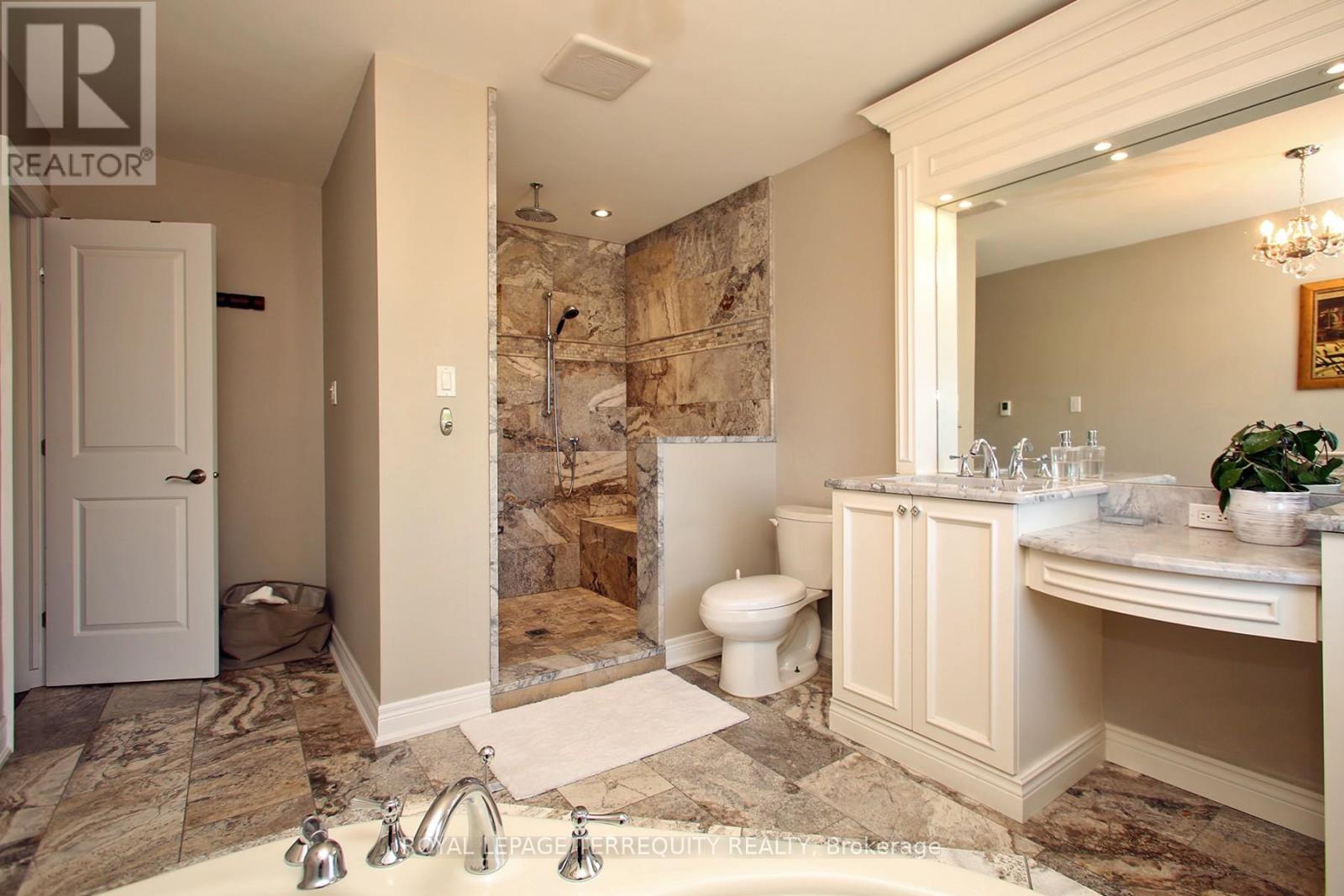 3 Riviera Ridge, Hamilton, Ontario  L8E 5E5 - Photo 26 - X12806430