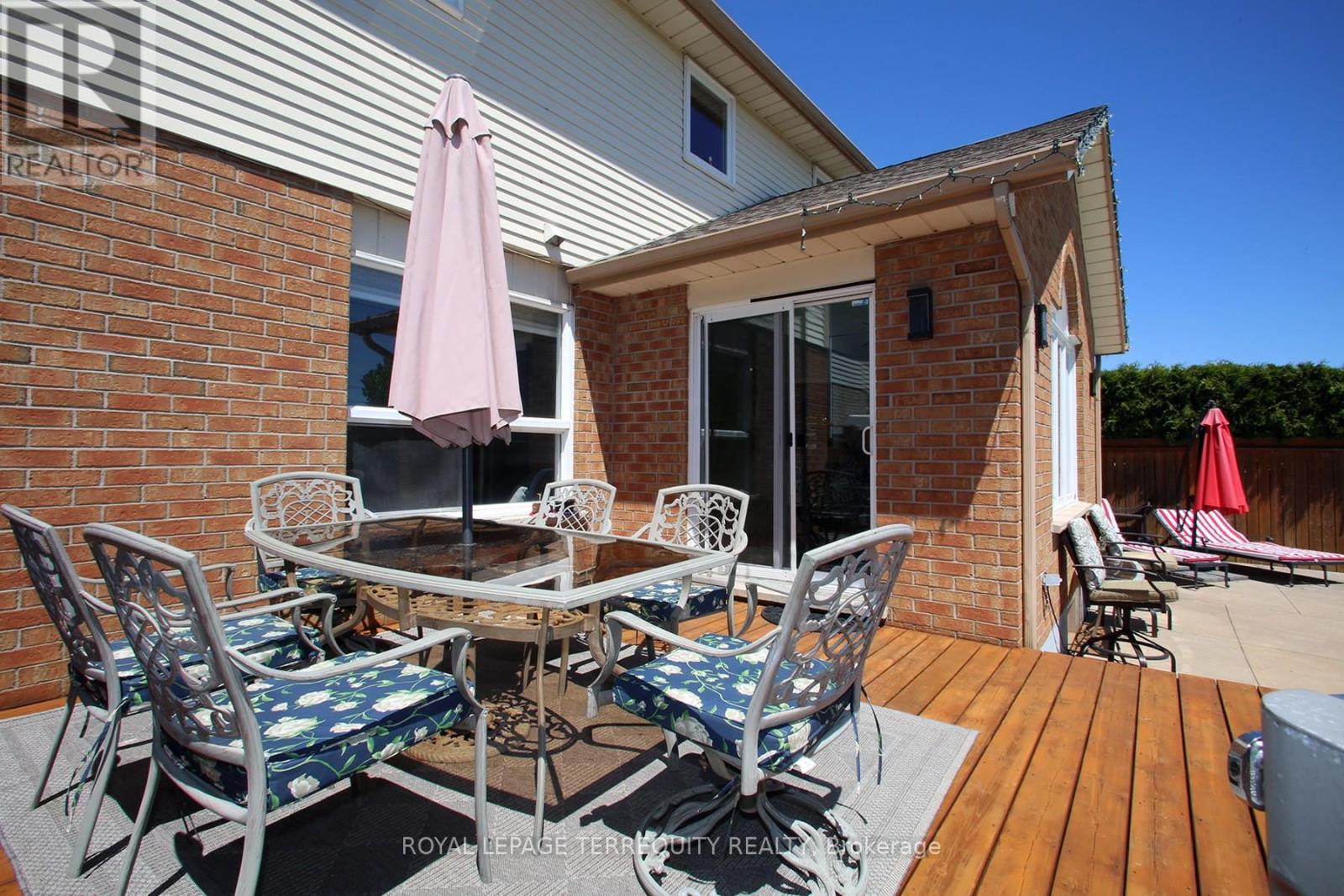 3 Riviera Ridge, Hamilton, Ontario  L8E 5E5 - Photo 38 - X12806430