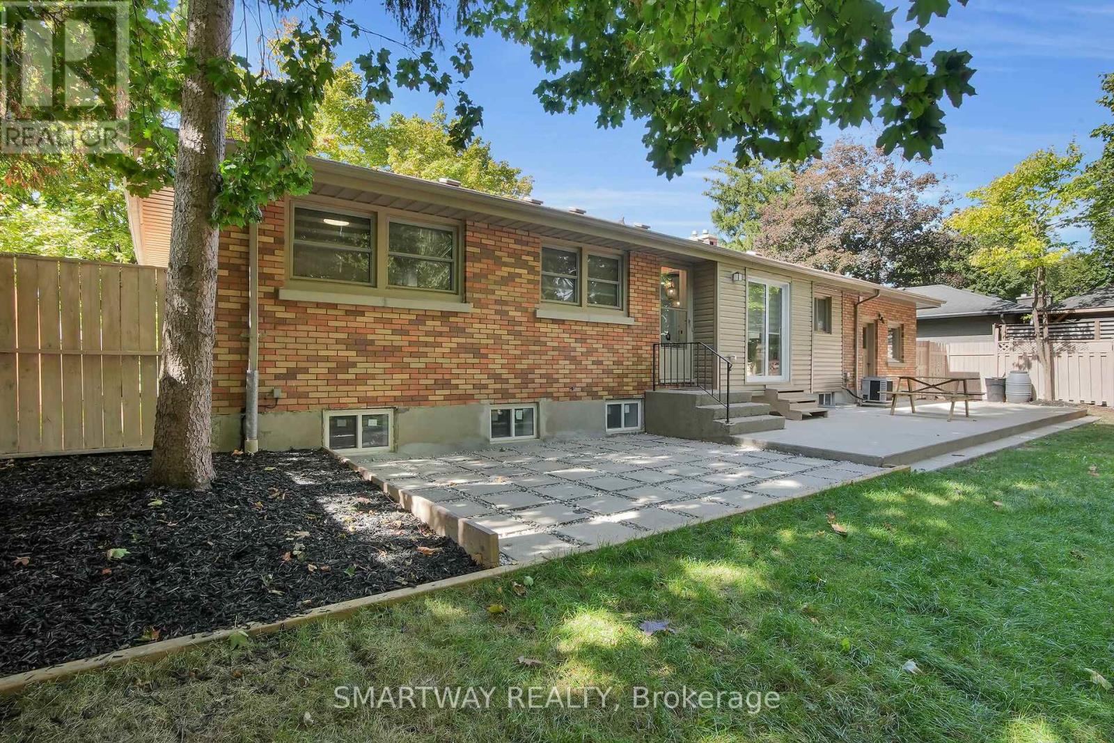 633 Donegal Drive, London North, Ontario  N6H 3H6 - Photo 39 - X12806466