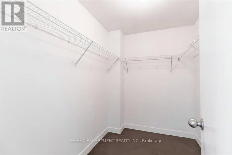 106 - 66 Bay Street S, Hamilton, Ontario  L8P 4Z6 - Photo 17 - X12806474