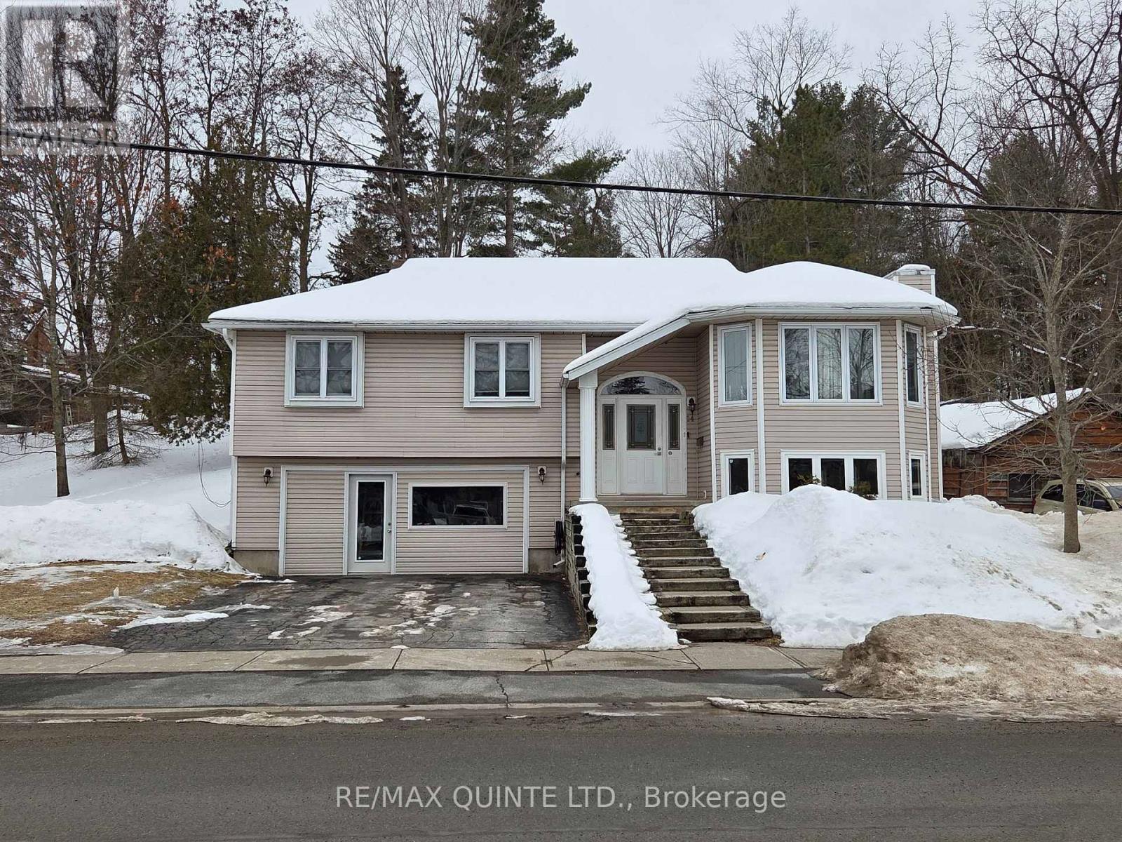 14 MCCAMON AVENUE, Tweed, Ontario