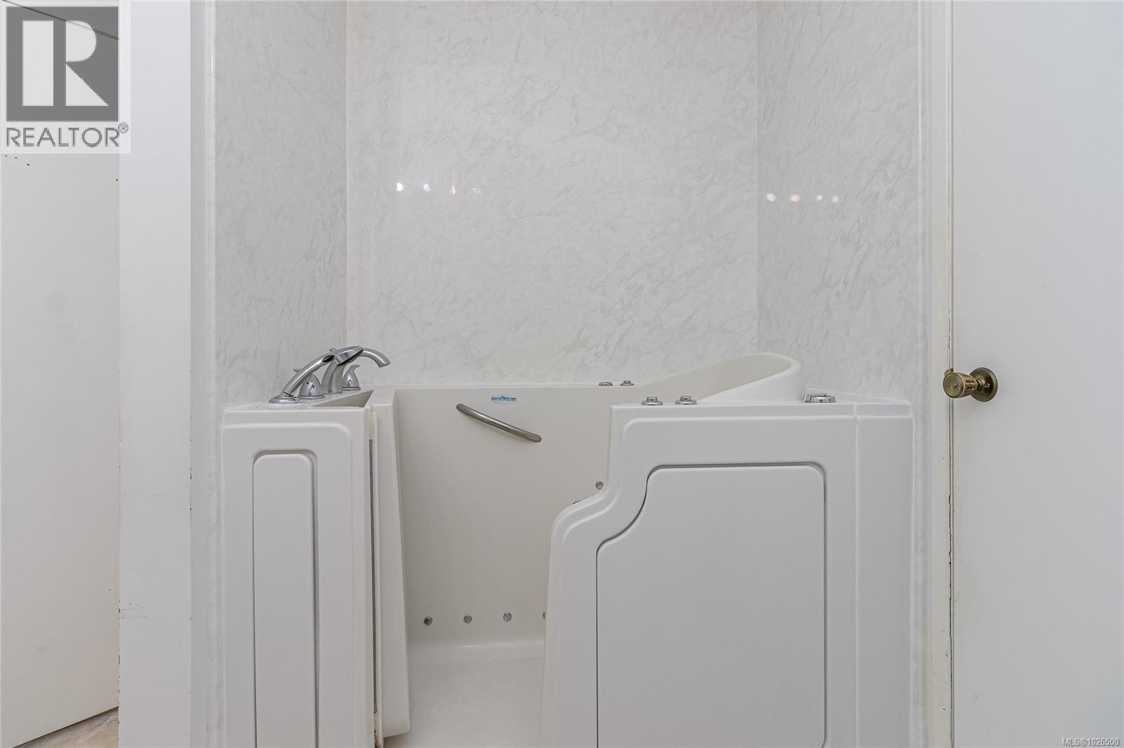 235 Fourth Ave, Qualicum Beach, British Columbia  V9K 1S3 - Photo 17 - 1026500