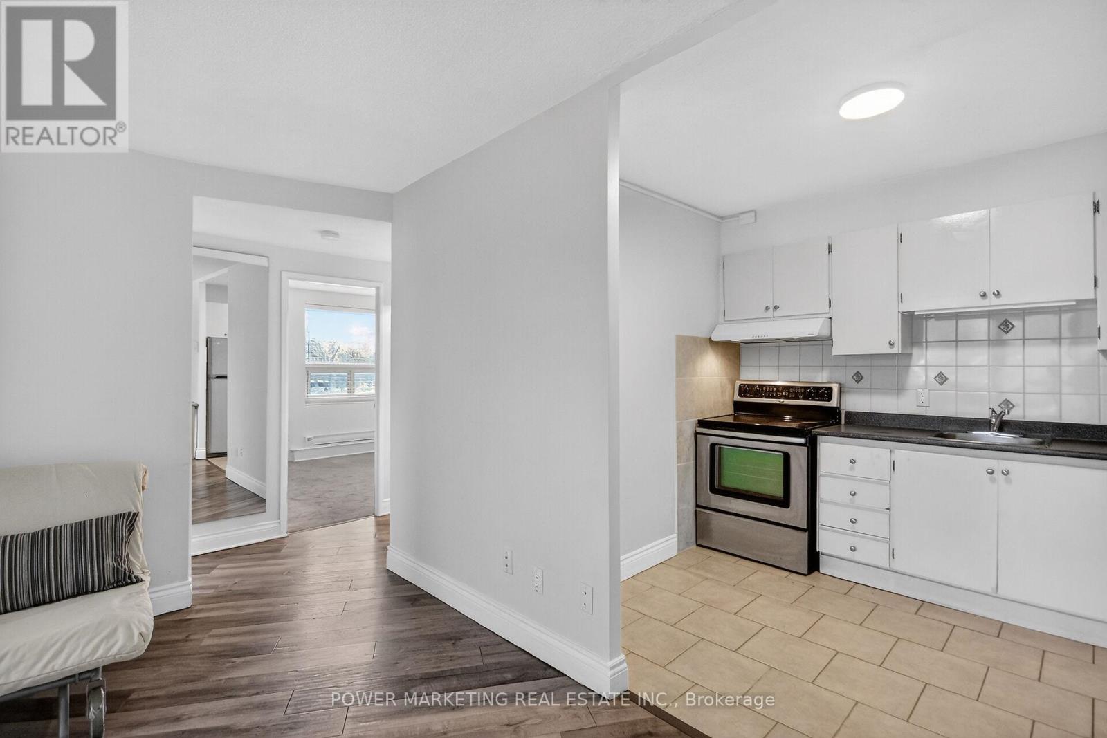 107 - 1380 Prince Of Wales Drive, Ottawa, Ontario  K2C 3N5 - Photo 11 - X12806502