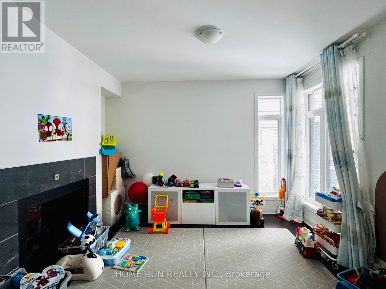 279 Mount Nebo Way, Ottawa, Ontario  K1X 0E1 - Photo 2 - X12806516