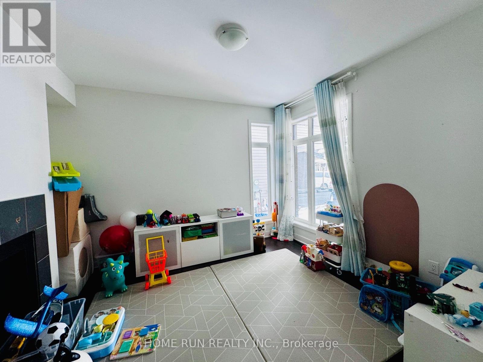 279 Mount Nebo Way, Ottawa, Ontario  K1X 0E1 - Photo 3 - X12806516