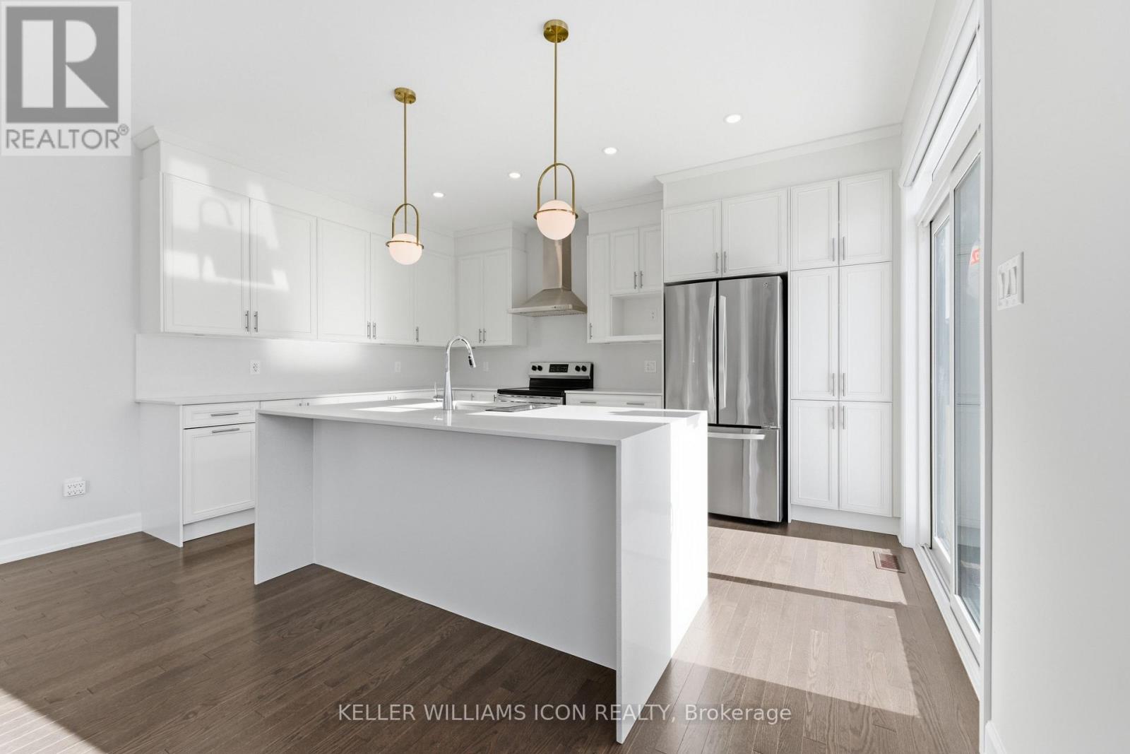 357 Peninsula Road, Ottawa, Ontario  K2J 7L9 - Photo 11 - X12806564